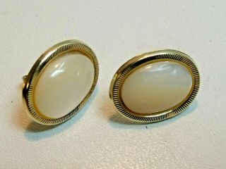 Vintage 9ct Gold Mother Of Pearl Earrings Not Scrap