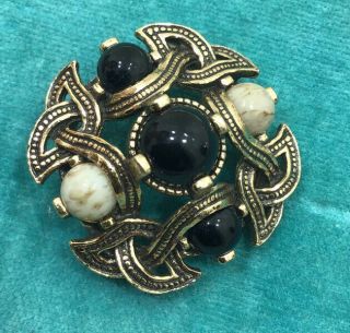 Vintage Scottish Jewellery Miracle Celtic Agate Glass Brooch Pin