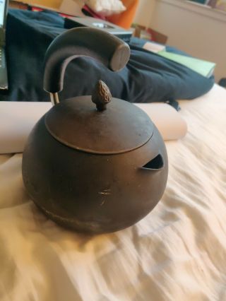 Vintage Black Cast Iron Tea Pot Kettle Steamer W/swivel Lid & Handle - 96 Oz.