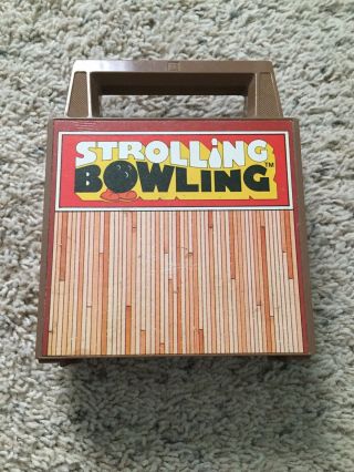 Vintage Tomy Strolling Bowling Wind Up Travel Table Top Game W/ Ball