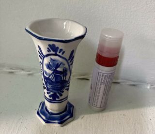 Vintage Elesva Holland Bud Vase Delft Blue White Windmill Floral Porcelain 5.  25 "
