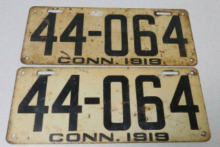 1919 Connecticut Passenger Car License Plate Pair