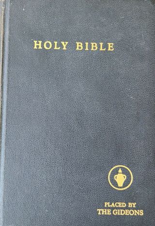 Vintage Holy Bible Placed By The Gideons Hard Cover Pre Owned Black 1961 Edition