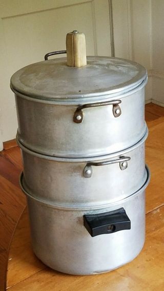 Vintage Nesting Aluminum Pots For Veggies & Rice
