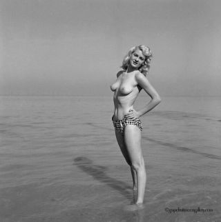 Vintage 1960s Bunny Yeager Camera Negative Topless Lee Bartley Sublime