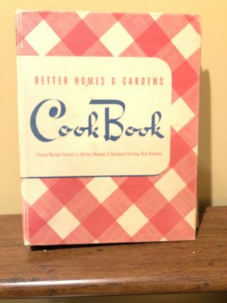 Vintage Better Homes & Gardens Cook Book 3rd Printing March,  1943
