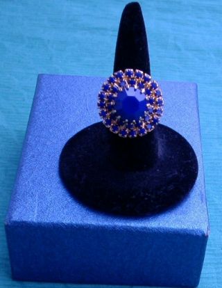 Vintage Large Costume Cocktail Ring Gold Tone W/ Blue Settings Size 5 Adjustable