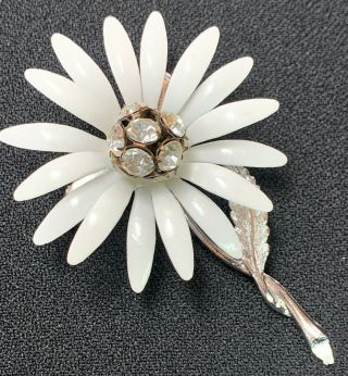 Vintage Signed Coro White Enamel Daisy Flower Brooch Pin Clear Rhinestones