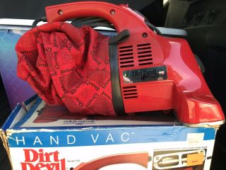 Vintage Royal Dirt Devil Hand Vac Handheld Vacuum Model 103 - (cond)