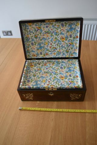 Antique sewing / Jewellery box in rosewood with mother of pearl inlay 3