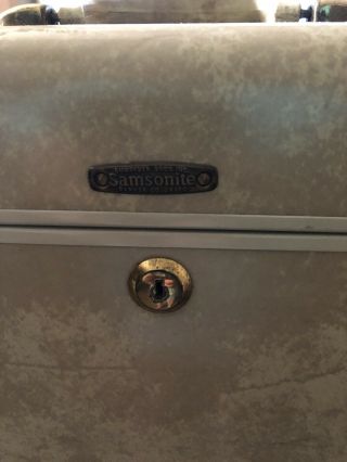 Vintage Samsonite Train Case Suitcase Make Up Luggage Marbled Cream Color 2