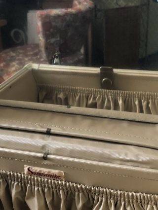 Vintage Samsonite Train Case Suitcase Make Up Luggage Marbled Cream Color 3