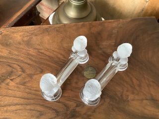ANTIQUE PAIR FRENCH BACCARAT CRYSTAL GLASS C1900 CHERUB PORTE COUTEAU KNIFE REST 3