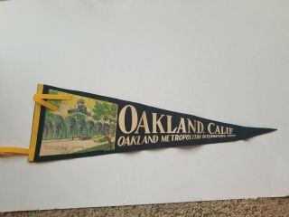 Vintage Oakland Ca Metropolitan International Airport Souvenir Wool Felt Pennant