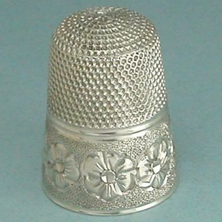 Lovely Antique English Sterling Silver Flower Thimble Hallmarked 1899