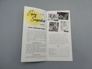 Vintage Kodak Camera Line - Up Film Camera Sales Brochure / Advertising Pamphlet 2