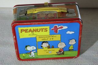 Vintage 1973 Peanuts Snoopy,  Charlie Brown And The Gang Metal Thermos Lunch Box
