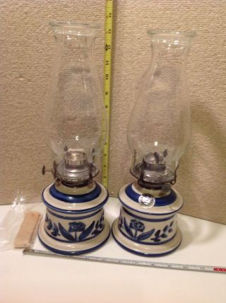 2) Vtg Lamplight Farms Pottery Ceramic Cobalt Blue Colonial Style Oil Lamps 13.  5”