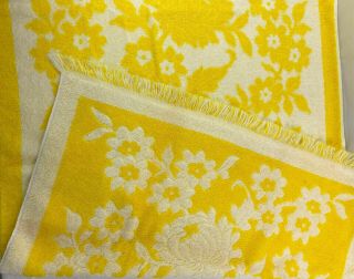 Vintage Fieldcrest Bath Towel Sculpted Yellow White Floral Cotton Usa 40 " X24 "