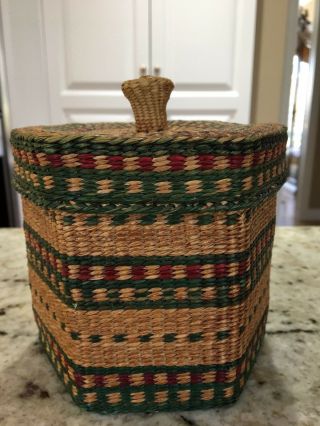 Very Finely Woven Vintage Sweet Grass Basket W/lid 5 " Red Green Pattern