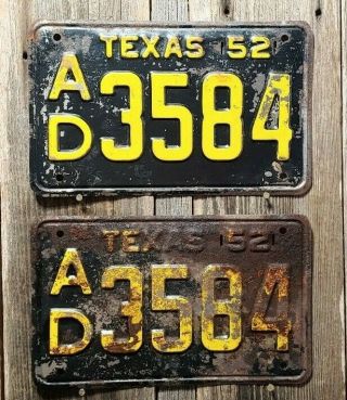 1952 Texas " Passenger " License Plate Pair  3584