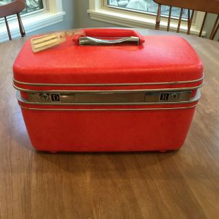 Vintage Cherry Red Luggage Train Case Samsonite Silhouette With Tray