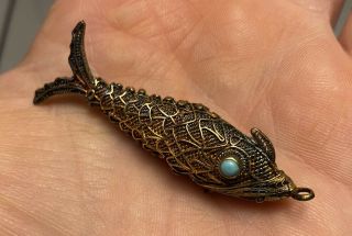 Old Chinese Gold Gilt Filigree Silver Articulated Fish Pendant Box Vinaigrette