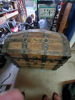 Antique 19th C.  Large Victorian Dome Top Steamer Trunk W/tray - Tin,  Brass & Wood