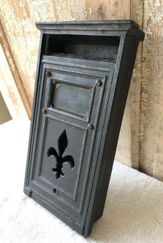 Vintage Cast Iron Arts & Craft Fleur De Lis Wall Mount Mailbox For Restoration