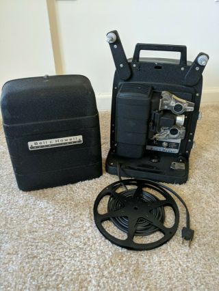 Bell And Howell Vintage 8mm Projector In Case Model 256 No Bulb