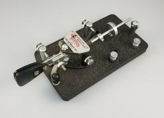 Early Antique E.  F.  Johnson Speed - X Semi - Automatic Telegraph Key Bug – Two Paddle