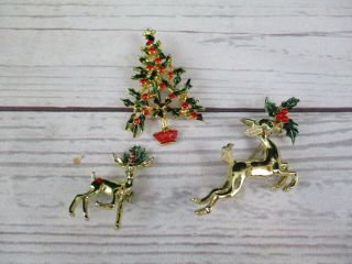 2 Gerrys Reindeer Enamel Rhinestone Christmas Tree Brooch Pin Gold Tone Vtg