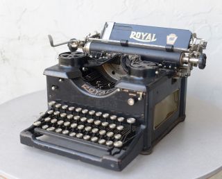Vintage Antique Royal Typewriter With Clear Sides
