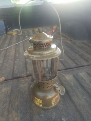 Antique Vintage 1958 U.  S.  Army Coleman Military Lantern As Pictured