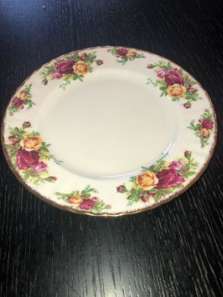 Vintage 1962 Royal Albert Old Country Roses Bone China Salad Dinner Plate 8”