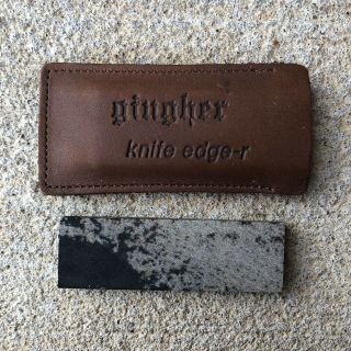 Vintage Gingher Knife Edge - R Sharpening Stone Whetstone W/ Leather Case