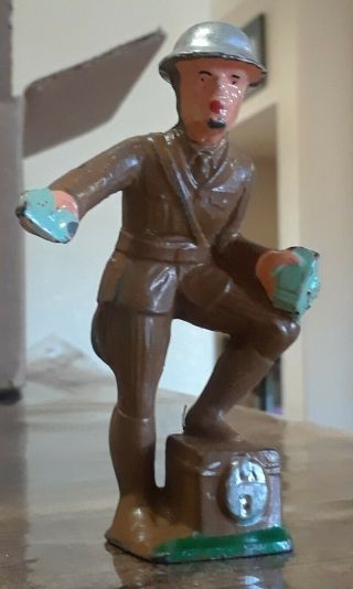Vintage Antique Barclay Manoil Lead Toy Soldier Paymaster