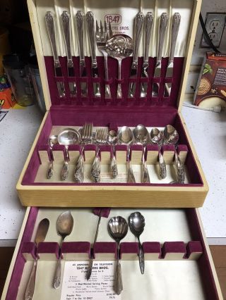 57 Piece Vintage 1847 Rogers Bros Daffodil Silverplate Set Service For 8