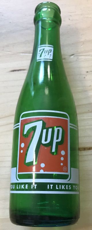 Vintage - 7up Beverages Soda Pop Green Glass Bottle