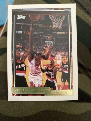 1992 - 93 Michael Jordan - Topps Gold Basketball Card 141 - Chicago Bulls Goat