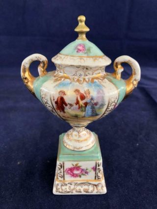 Fine Antique Dresden Royal Coburg Porcelain Hand Painted Lidded Vase.  1.