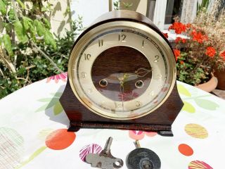 Lovely Overhauled Oak Vintage 1950s Smiths 8 - Day Striking Mantle Clock