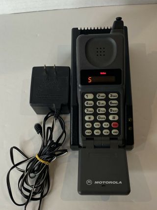 Black Vintage Motorola Digital Personal Communicator Flip Phone W/car Charger.