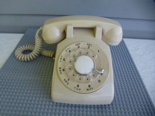 Vintage Itt 1978 500ax Rotary Dial Desk Telephone