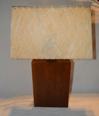 Vintage Mcm Mid Century Modern Wood Table Lamp Fiberglass Shade Very Unique