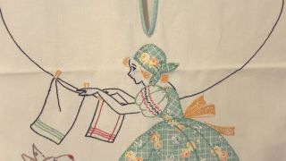Vintage Embroidered Clothespin Bag Holder