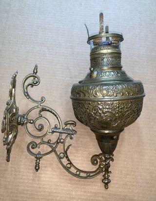 Antique Ornate Victorian Brass Wall Bracket Oil Lamp