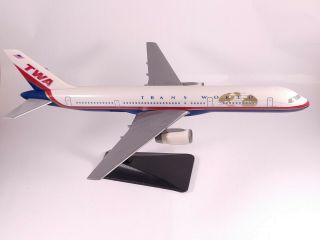 Twa Trans World Airlines Boeing 757 - 200 Aircraft Model 1:200 Scale Wooster