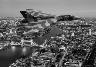Avro Vulcan Over London B&w Canvas Prints Various Sizes Delivery