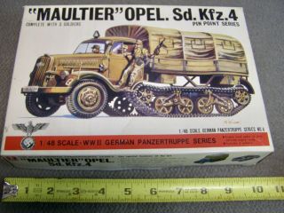 Vintage Bandai Builder’s Kit 1/48 German Ww2 Opel “maultier” Sd.  Kfz Semi - Track